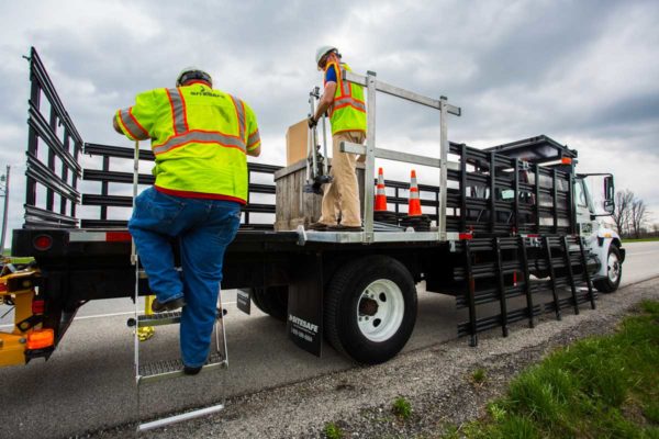 Mobile Work Platform + Trucker I Ladder