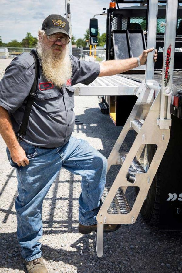 Trucker I Ladder